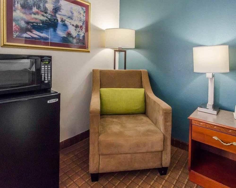 Quality Inn North Vernon エクステリア 写真